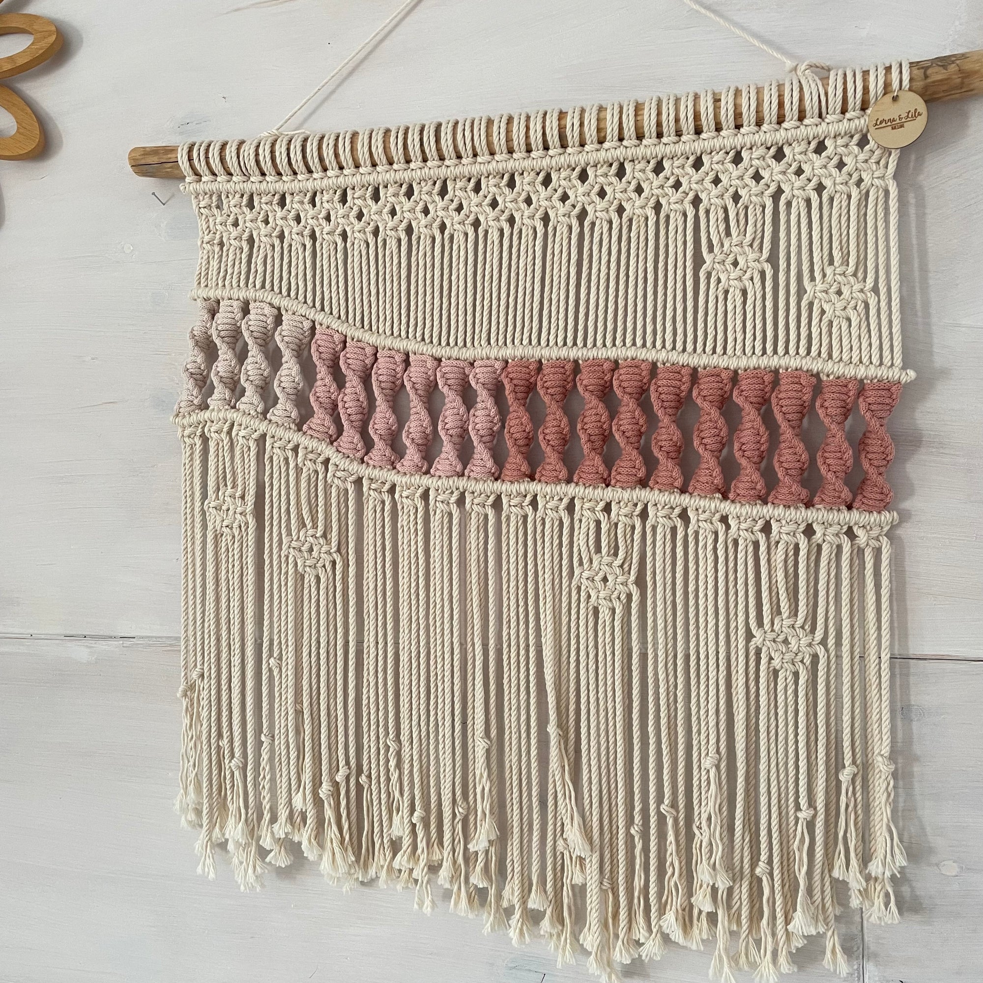 Twist - Wall Hanger